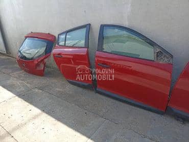 zadnja desna vrata za Renault Megane od 2008. do 2016. god.