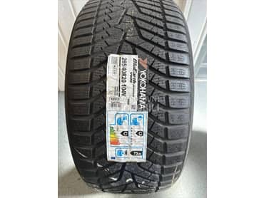Yokohama 265/40 R20 Zimska