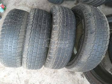 Ostalo 215/65 R16 Zimska