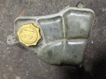 boca za rashladnu tecnost za Ford Fiesta od 2002. do 2008. god.