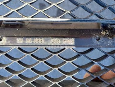 Maska prednja za Mercedes Benz C Klasa