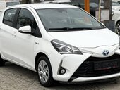 Toyota Yaris HYBRIDE BUSINESS