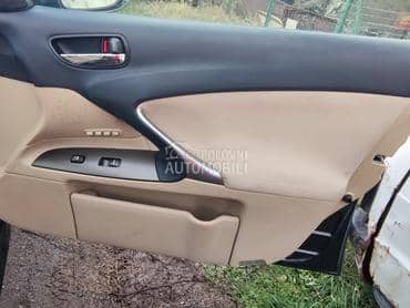tapaciri vrata za Lexus IS 220 od 2006. do 2013. god.
