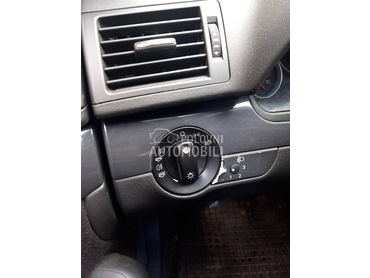 prekidac glavnog svetla za Audi A4 od 2001. do 2007. god.