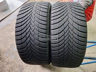Semperit 245/40 R18 Zimska