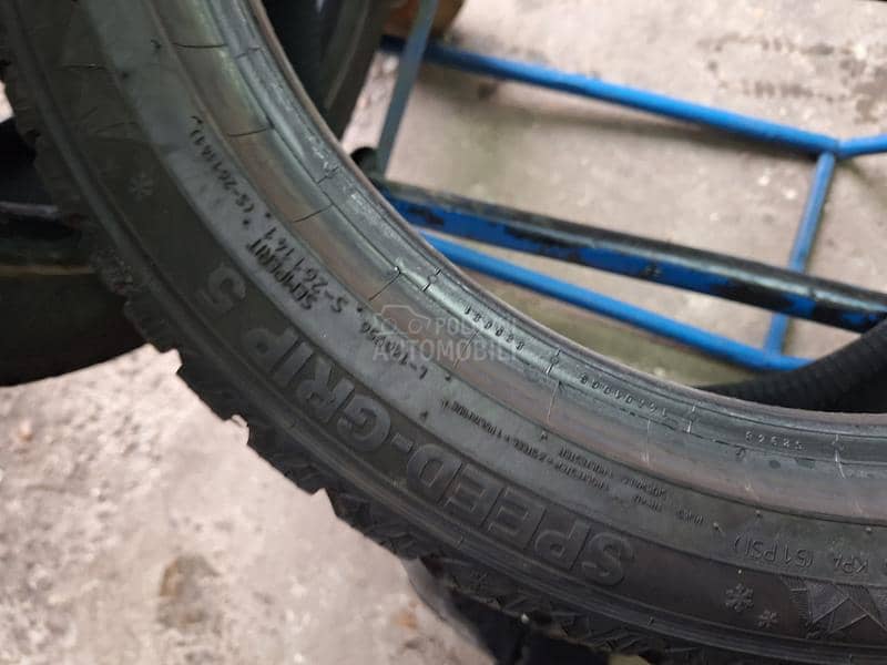 Semperit 245/40 R18 Zimska