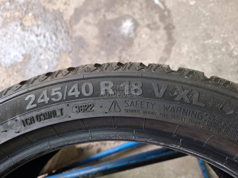 Semperit 245/40 R18 Zimska