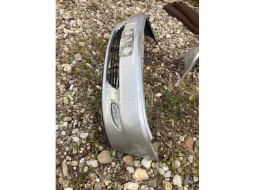 branik za Lancia Ypsilon od 2001. do 2003. god.