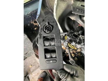 prekidaci na Vratima za Alfa Romeo Giulietta od 2008. do 2015. god.