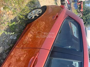 zadnja desna vrata za Mazda 2 od 2007. do 2014. god.