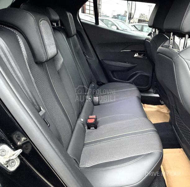 Peugeot 2008 1.5 HDI GT LINE EAT8