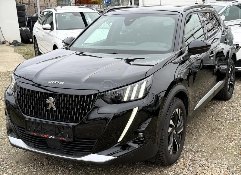Peugeot 2008 1.5 HDI GT LINE EAT8