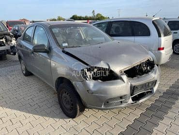 Chevrolet Aveo -  kompletan auto u delovima