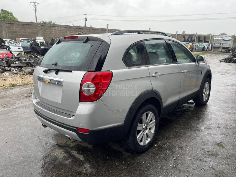 Chevrolet Captiva -  kompletan auto u delovima