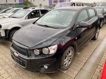 Chevrolet Aveo -  kompletan auto u delovima