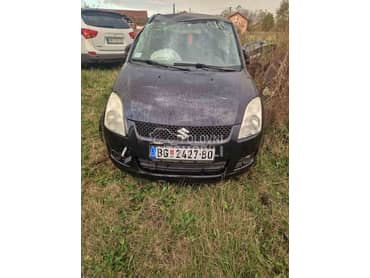 Branik za Suzuki Swift od 2000. do 2012. god.