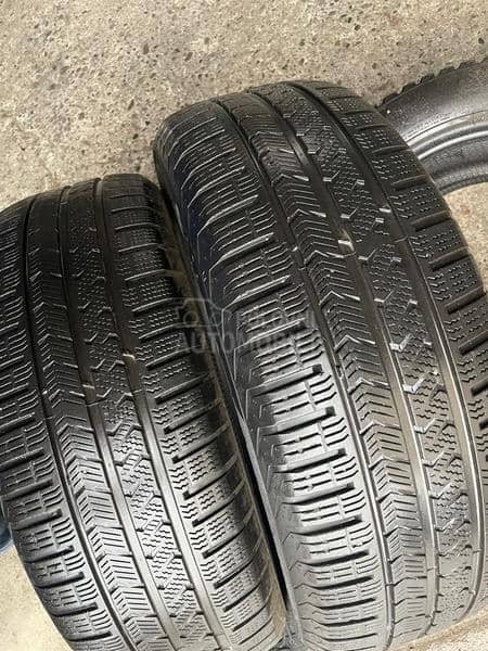 Vredestein 215/60 R17 Sve sezone