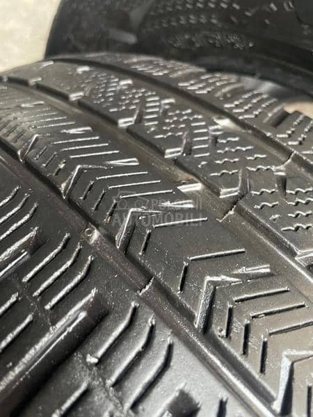 Vredestein 215/60 R17 Sve sezone