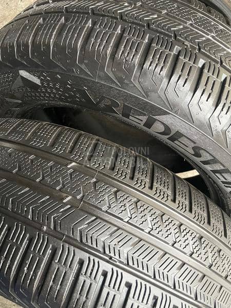 Vredestein 215/60 R17 Sve sezone