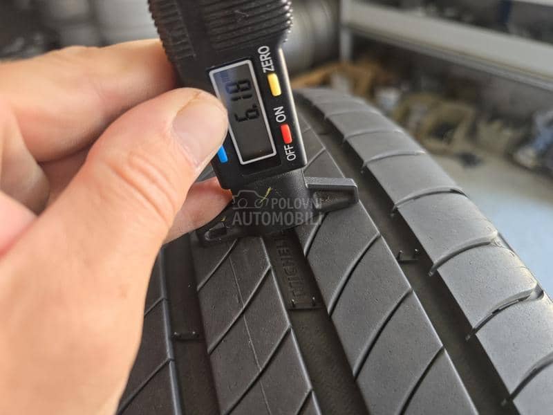 Michelin 215/55 R17 Letnja