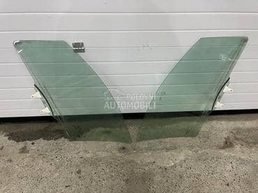 Staklo prednjih vrata levo des za Suzuki SX4 S-Cross od 2013. do 2016. god.