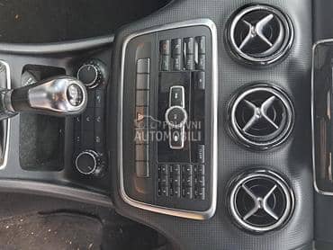 Centralna - središnja konzola za Mercedes Benz A 140, A 150, A 160 ... od 2012. do 2018. god.