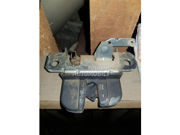 Brava gepek vrata za Volkswagen Polo od 2002. do 2009. god.