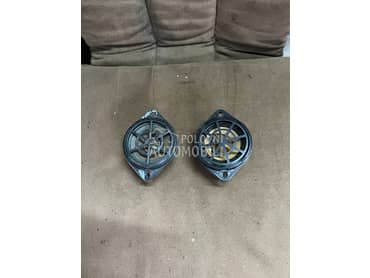 Zvucnik u instrument tabli za Audi A4 od 2007. do 2016. god.