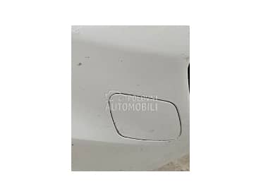 50/1 POKLOPAC NA BRANIKU PRED za Ford Focus za 2018. god.