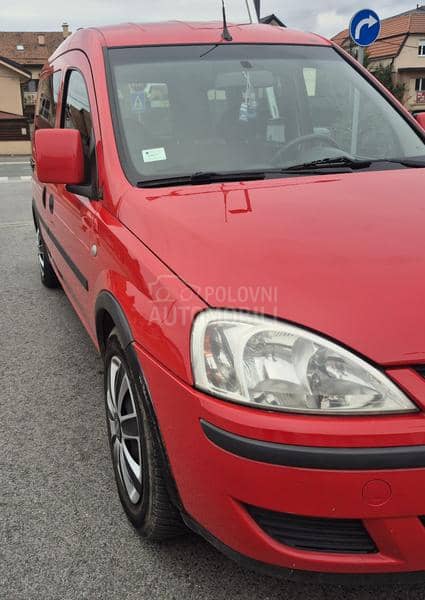 Opel Combo 1.6 METAN