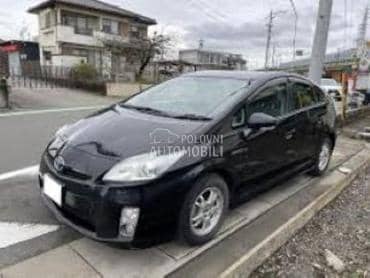 Branik za Toyota Prius od 2005. do 2014. god.