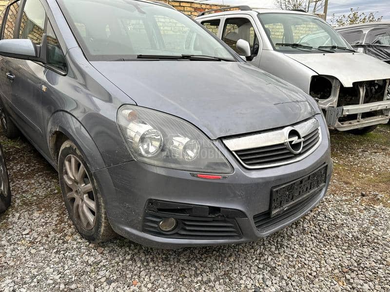 Opel Zafira 1.9cdt 2008. god. -  kompletan auto u delovima