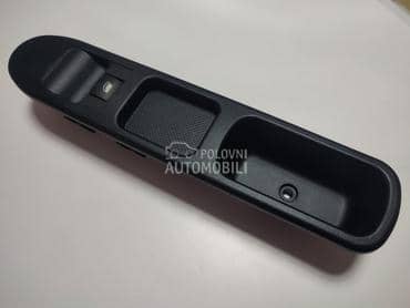 Prekidač prozora prednji desni za Peugeot 207 od 2006. do 2014. god.