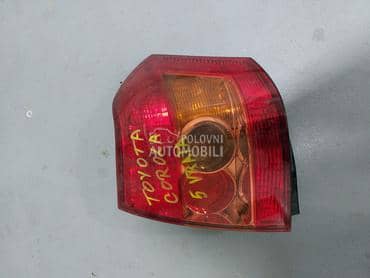 desna stop lampa za Toyota Corolla od 2003. do 2006. god.