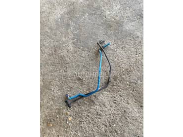 Creva iznad pumpe goriva 2.0 za Audi Q3