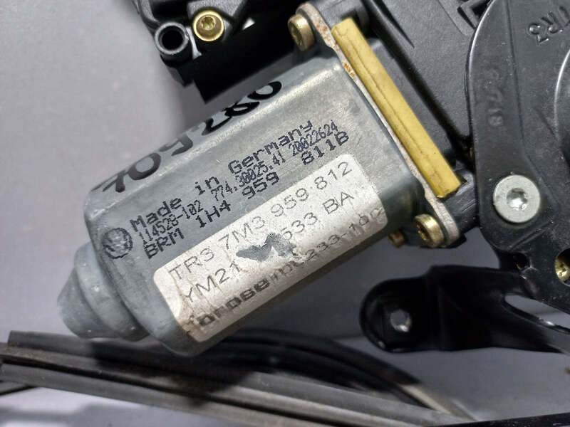 MOTORIC PODIZACA STAKLA
