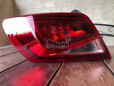 Levo stop svetlo za Seat Leon od 2012. do 2020. god.