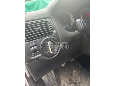 Predidač svetla za Volkswagen Polo od 1998. do 2005. god.