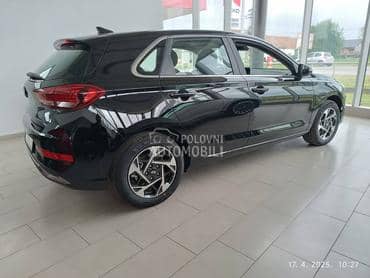 Hyundai i30 1,5 DPI PREMIUM