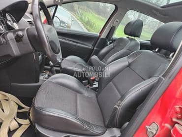 enterijer za Peugeot 207 od 2006. do 2012. god.