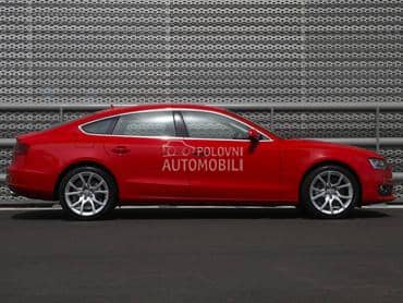 Audi A5 2010. god. -  kompletan auto u delovima