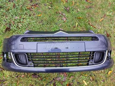 Prednji branik u kompletu za Citroen C5 od 2008. do 2016. god.