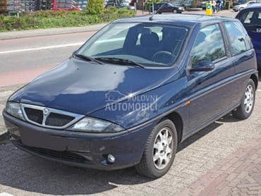 Lancia Ypsilon -  kompletan auto u delovima