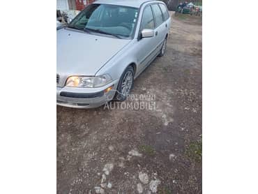 Far krilo vrata za Volvo V40