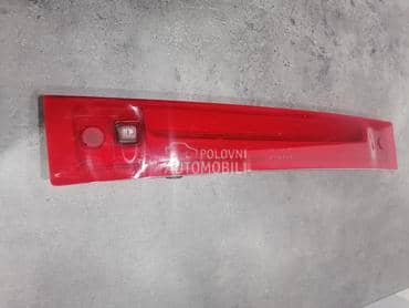 Treće stop svetlo za Volvo XC90