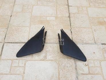 Maska plastika na krilu za Peugeot 308