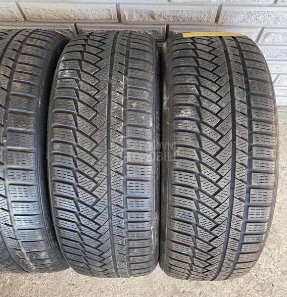 Continental 215/50 R18 Zimska