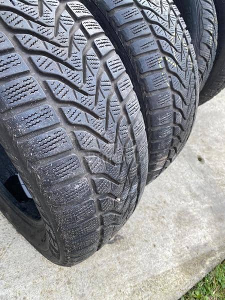 Lassa 205/55 R16 Zimska