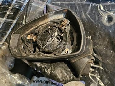 retrovizor levi za Audi A3