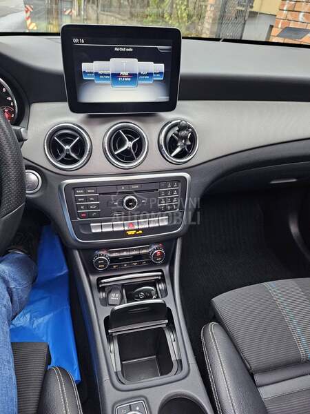Mercedes Benz CLA 200 Shooting Brake 200D 4MATIC